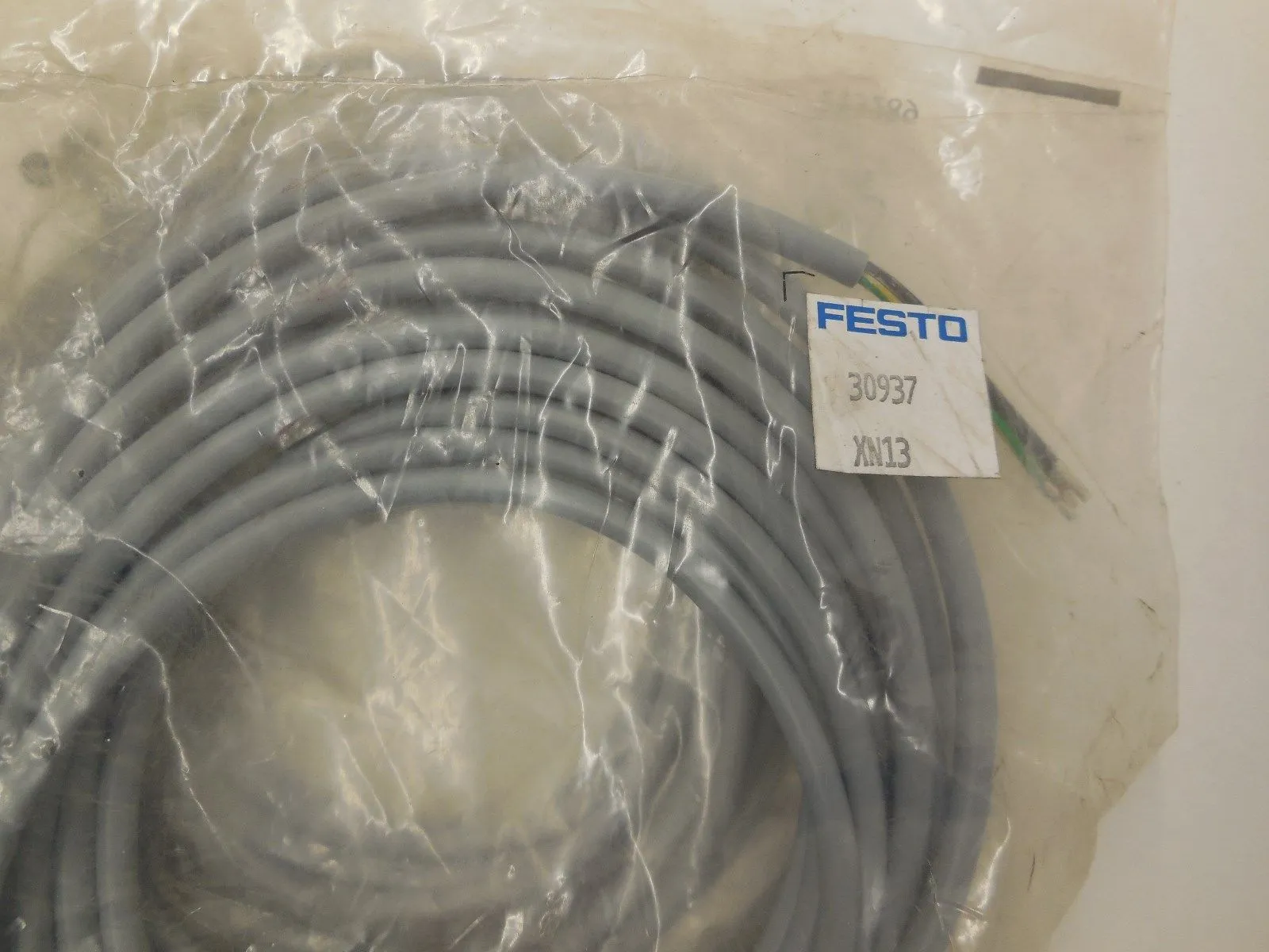 NEW FESTO 30937 CABLE & PLUG