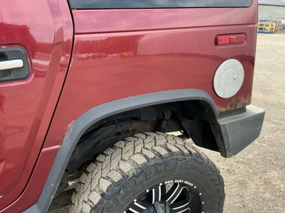 USED 2005 HUMMER H2