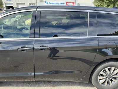 Used 2024 CHRYSLER PACIFICA HYBRID Vans Michigan US | Miedema Asset Management Group #1461350