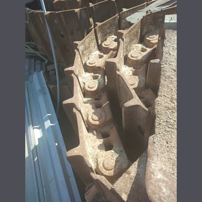 Tracks with Chains for Komatsu D375 Dozer