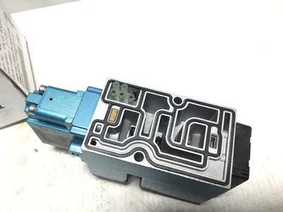 MAC valve solenoid 4-W MODEL 913T