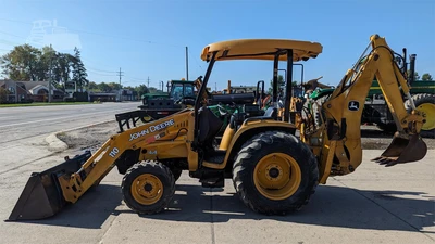 USED 2004 DEERE 110