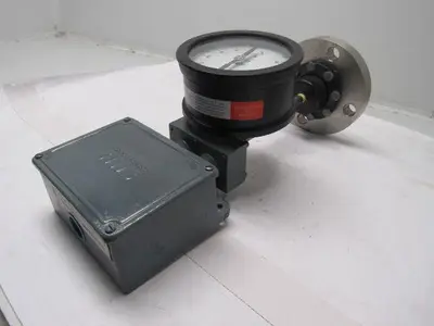 SOR 74V1-K117-N4-CIA Adj. Dead Band Pressure Switch Flange Mount See Description
