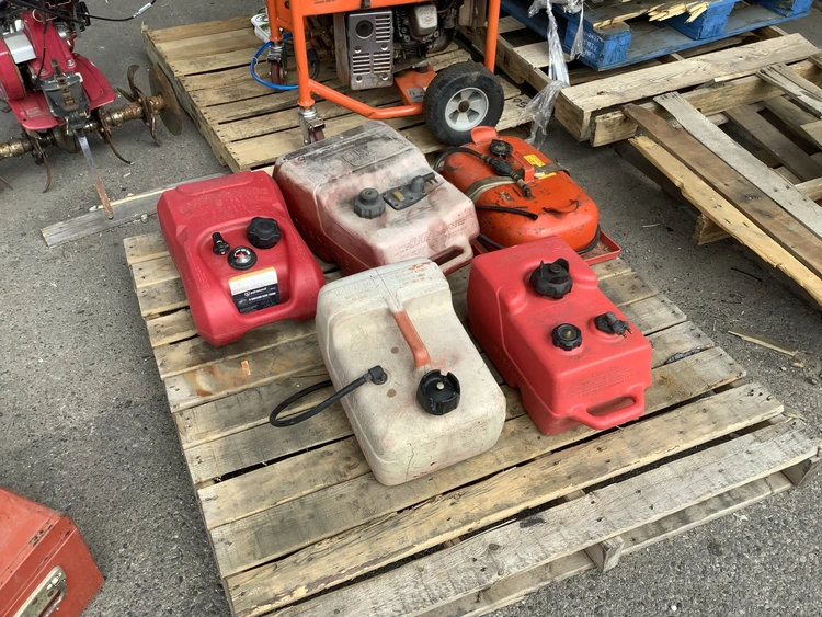 Used _UNKNOWN_ _UNKNOWN_ Stationary Fuel Tanks Michigan US | Miedema Asset Management Group #1143958