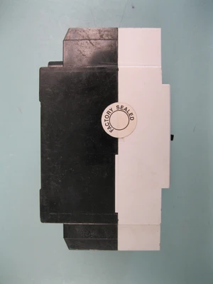 NEW Cutler-Hammer Gi3020