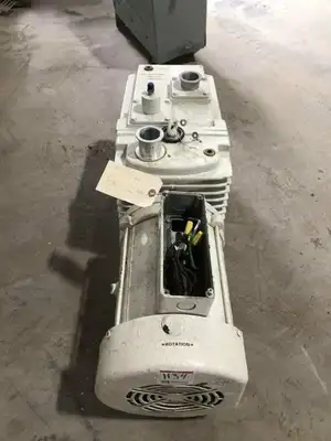 Trivac D90A Rotary Vane Dual Stage Vacuum Pump 53.7 CFM 208/460V 3PH 4L oil cap.
