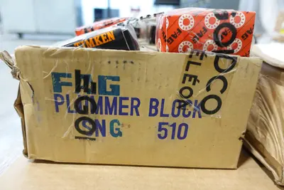 PALLET OF ASSORTED PILLOW BLOCK BEARINGS AND BEARING HOUSINGS, DODGE, FAG, RHP, MOLINE