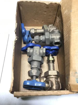 NIBCO T-135 Nibco Bronze Gate Valve 3/8″ 150swp 300wog Threaded End Rising Stem 30039923619304