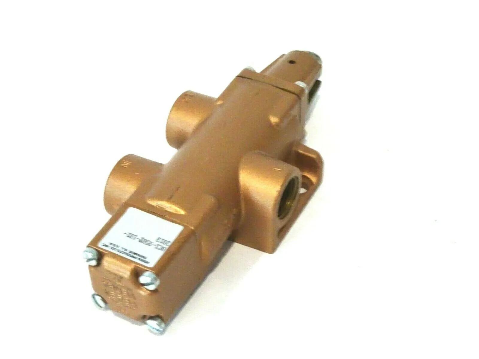 NEW VERSA VALVES VCS-3501-131-2013 3-WAY VALVE VCS35011312013