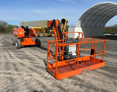 USED 2016 JLG 860SJ