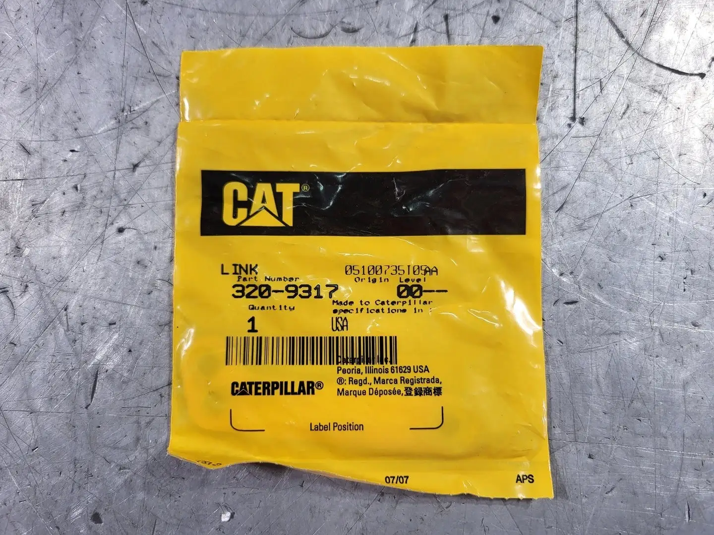 NEW CATERPILLAR 320-9317