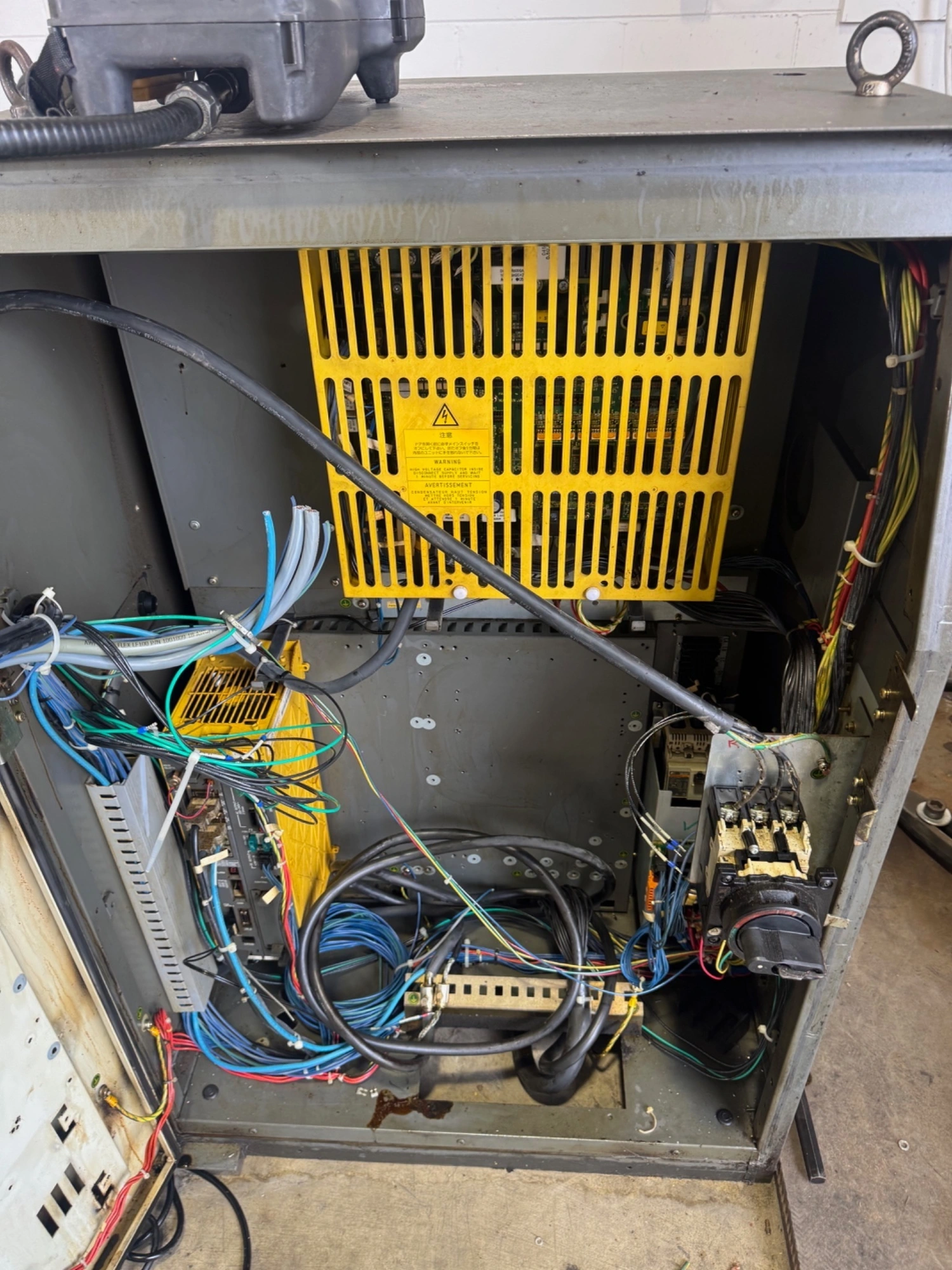 USED 2010 FANUC FANUC M710IC/20L Robots in Michigan US #223094