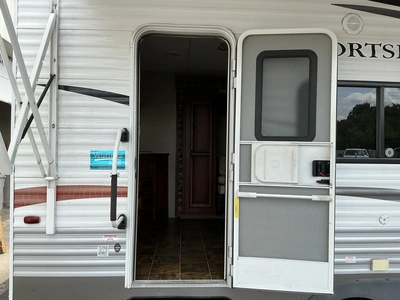 Used 2014 SPORTSMAN S262RK Campers, Caravans, Motorhomes Michigan US | Miedema Asset Management Group #1339085