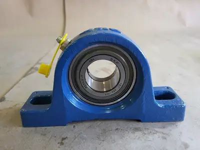 NEW SKF SY 1.3/16 FM