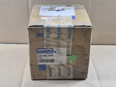 NEW KOMATSU 425-963-2440