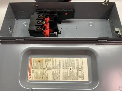 Used SQUARE D HU363 Miscellaneous Equipment (Electrical & Power) | Surplus Asset Holdings #1198051
