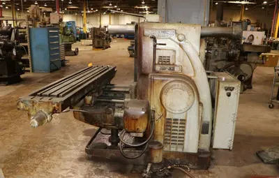 #3CH KEARNEY & TRECKER K&T HORIZONTAL MILL: YOBRO #24538