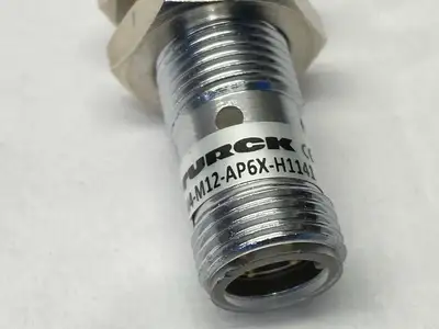 BI4-M12-AP6X-H1141 | Turck  Inductive Proximity Sensor Flush Mount 4mm 46070 - Used