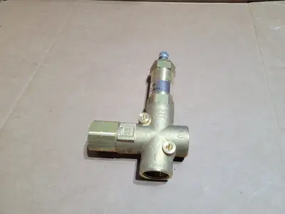 NEW CAT PUMPS 7592