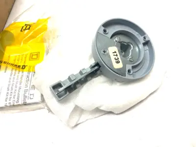 USED SCHNEIDER ELECTRIC, TELEMECANIQUE ROTARY HANDLE, VAR. DEPTH