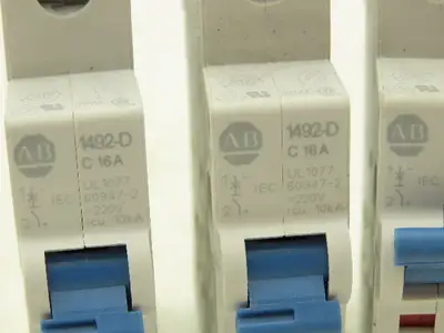 Allen Bradley 1492-D1C160 Mini Circuit Breaker 16A 1-Pole 220V 1PH Lot of 4