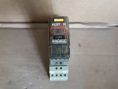 Relay PRS11N04TB w/ Socket PSF1A