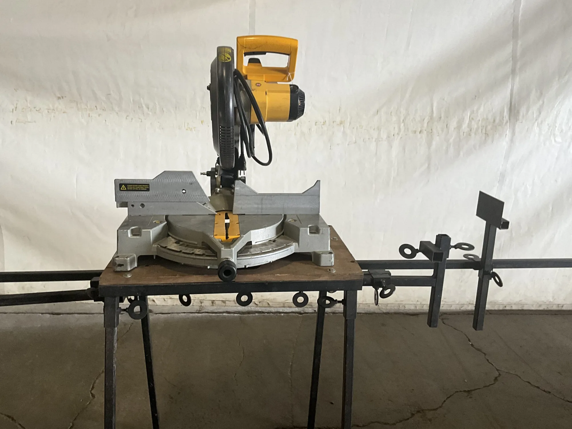 DW705 | Dewalt | Miter Saws