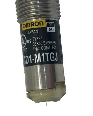 NEW OMRON E2EF-X3D1-M1TGJ 0.3M PROXIMITY SENSOR E2EFX3D1M1TGJ03M