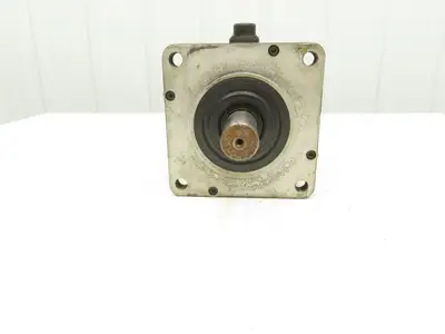 Fanuc A06B-0142-B076 AC Servo Motor 2.1kW 186v 3Ph 2000RPM Encoder A8600360T211