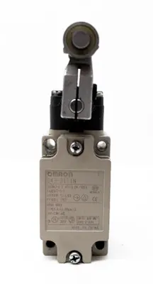 USED OMRON D4B-2111N