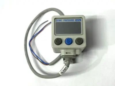 USED SMC ZSE40A-C4-T DIGITAL VACUUM PRESSURE SWITCH