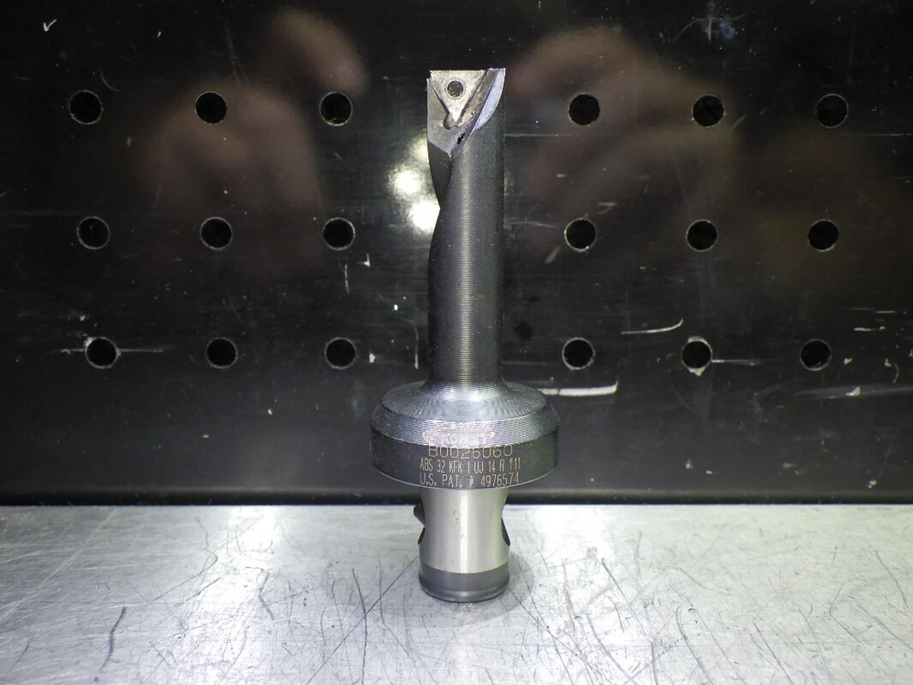 Komet ABS32 14mm Coolant Thru Indexable Boring Bar B0026060 (LOC2318B)