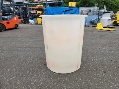 4 x Plastic Tanks