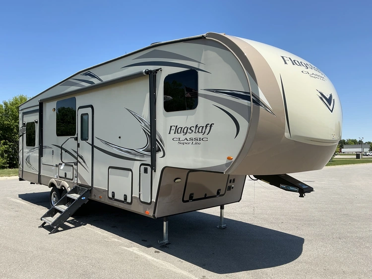 Used 2018 FLAGSTAFF CLASSIC SUPER LITE 8529RLWS Campers, Caravans, Motorhomes Michigan US | Miedema Asset Management Group #1230322