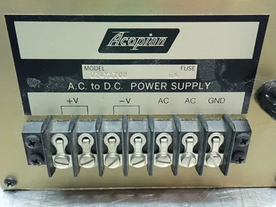 USED ACOPIAN U24Y1700