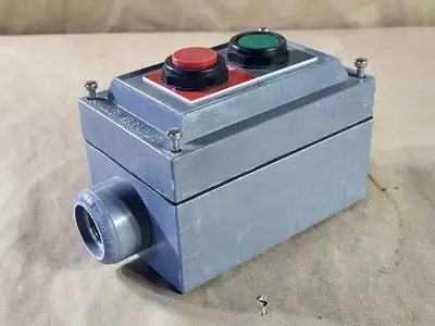 New | in-Stock ALLEN-BRADLEY 800H-2HA4RL Switchgears British Columbia CA | Lenmark #239219