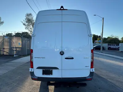 Used 2024 MERCEDES-BENZ 2500 Vans Florida US | Truck and Van Outlet #1509211