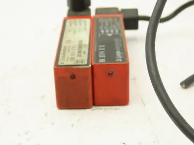 Leuze PRK 97/4 D S.1 Photoelectric Sensor 10-30VDC  Lot of 2