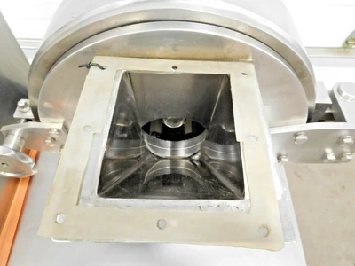 Used Jiangyin Baoli JB-30-B Dust Collectors Ohio US | Equipment Recovery Corp. #1331378