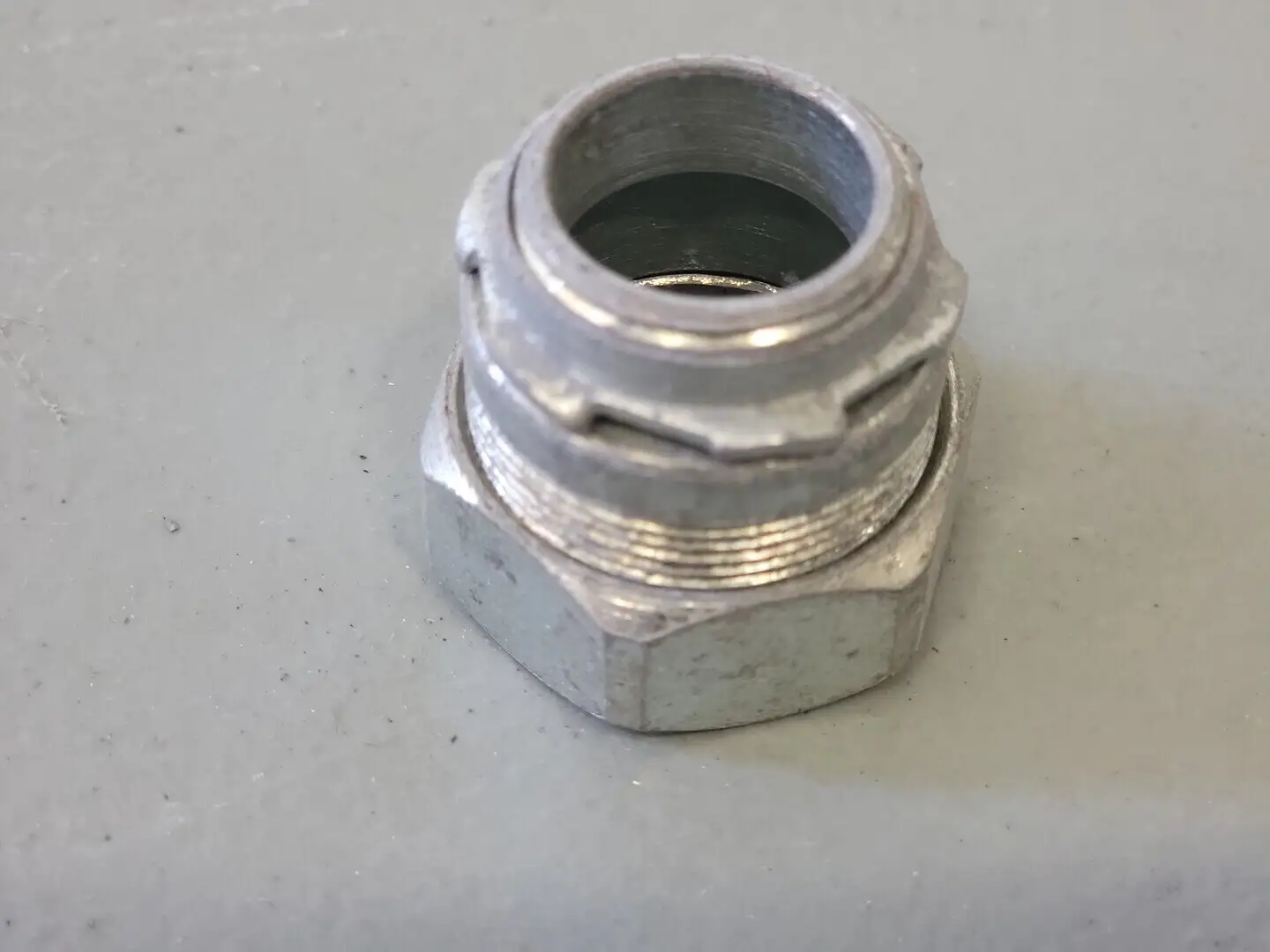 1" Rigid to Enclosure Raintight (Box of 31 pcs)