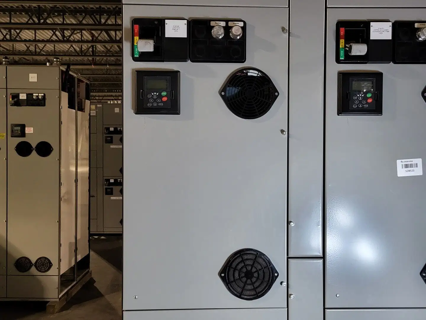 Used EATON SVX025A1-5A4N1 Switchgears British Columbia CA | Lenmark #240330