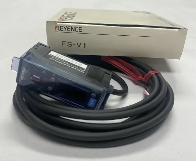 New | in-Stock KEYENCE FS-V1 Sensors | Surplus Asset Holdings #1206476