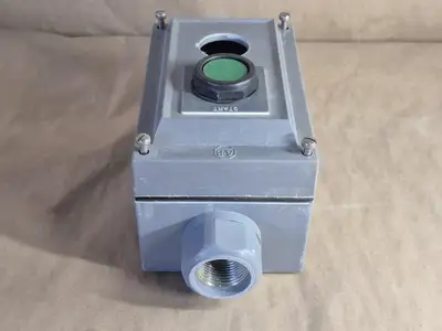 NEW ALLEN-BRADLEY 800H-2HZ4R