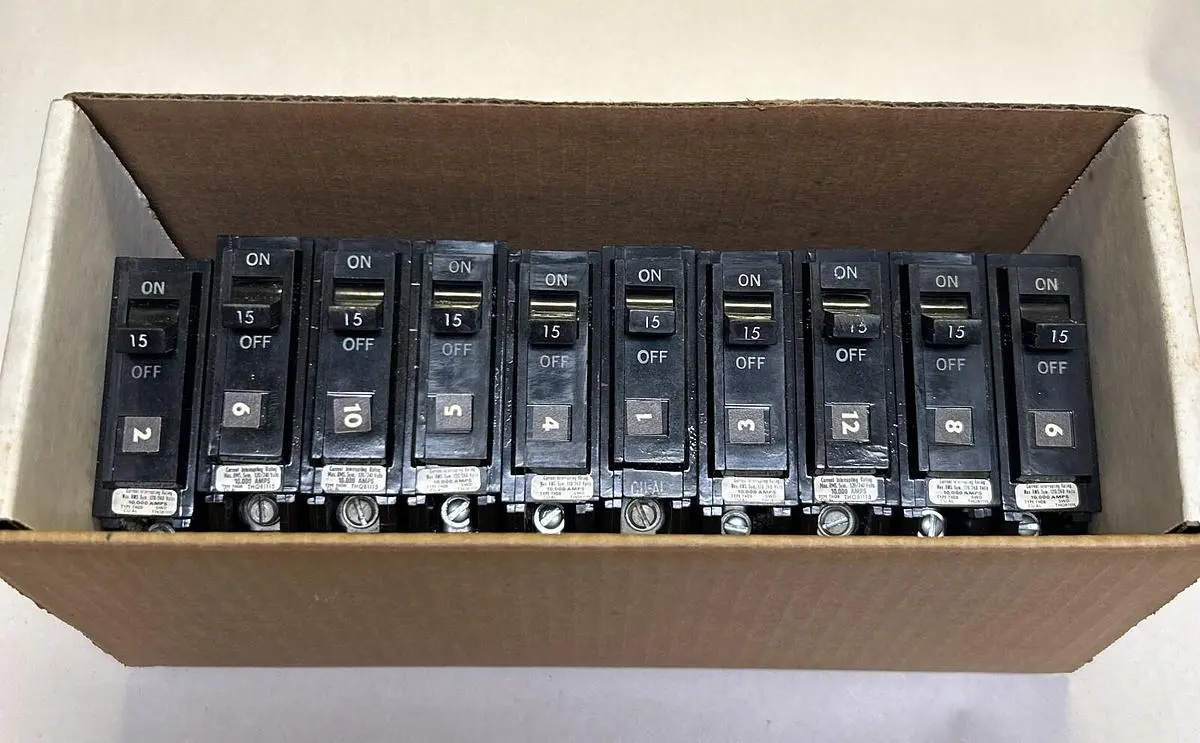 Used GE THQB1115 Miscellaneous Equipment (Electrical & Power) | Surplus Asset Holdings #1196755