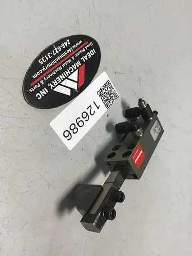 USED DESTACO RN-11