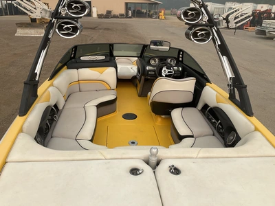 Used 2010 MALIBU WAKE SETTER Boats (Misc) Michigan US | Miedema Asset Management Group #1313015
