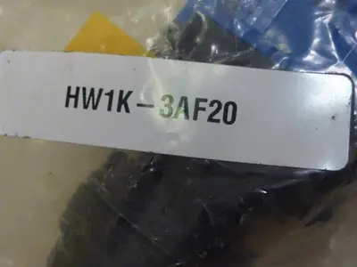 NEW IDEC HW1K-3AF20