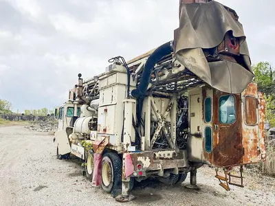 Used 1997 INGERSOLL-RAND T4BH BLAST HOLE DRILL RIG Drill Rigs Pennsylvania US | East West Machinery & Drilling #1418140