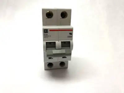 New | in-Stock Cutler-Hammer 415V Breaker, Din Rail Mount C13 Circuit Breakers Michigan US | Maverick Industrial Sales #1486192