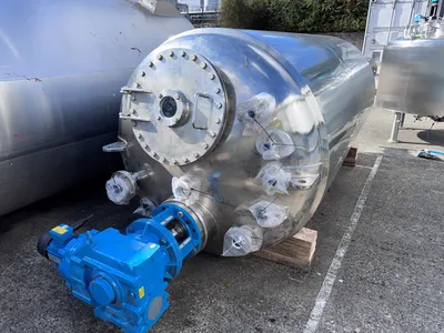 Used SINCLAIR STAINLESS 4,000 Litre Stainless Steel Tanks New Jersey US | Perry Equipment #1420616